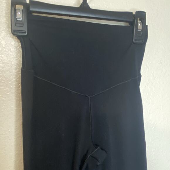 Offline By Aerie Black Real Me Xtra Flare Leggings Hi Rise Split Leg Size XS - Picture 7 of 11